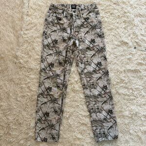 BDG Urban Outfitters Slim Straight Camouflage Forest Print Jeans W25 100% Cotton